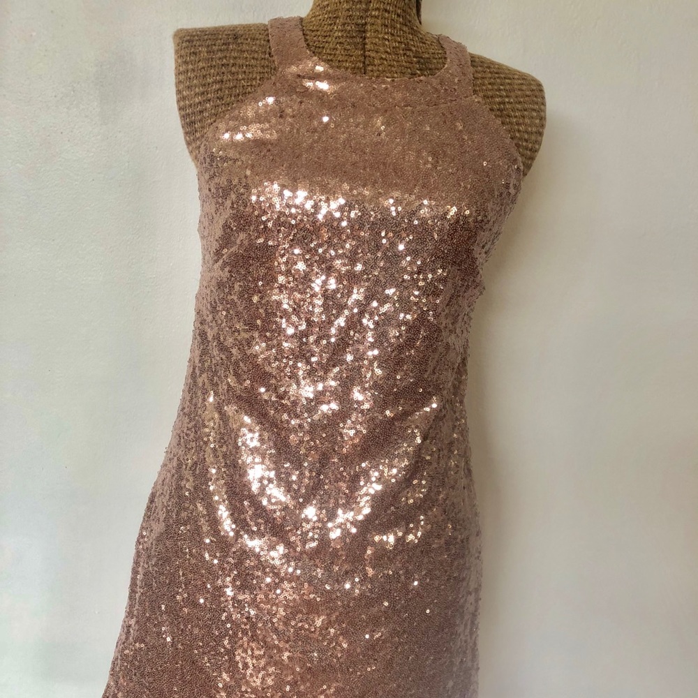 Sequined dress, size XS color: champagne